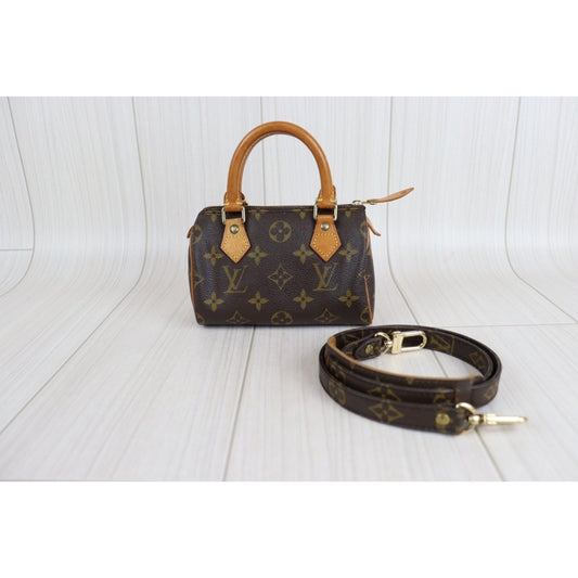 Rank AB | LV Monogram Mini Speedy Handbag |092804