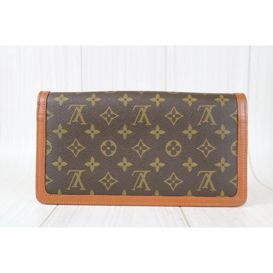 Rank A | LV Monogram Clutch Bag|011803