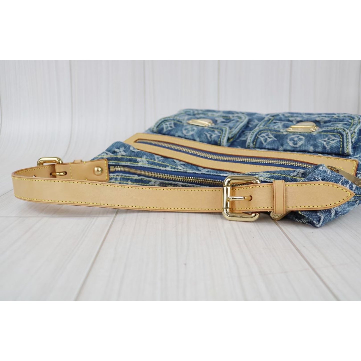 Rank SA | LV Monogram Denim Shoulder Bag |011903