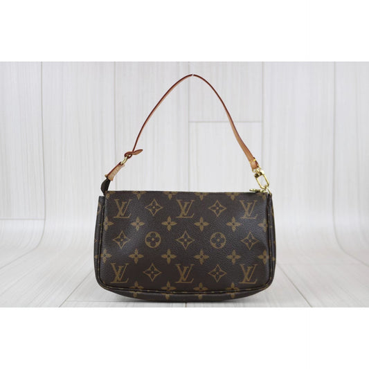 Rank A | LV Monogram Pochette Accessoires |012005