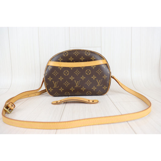 Rank AB |LV Monogram Blower Shoulder Bag|22093004