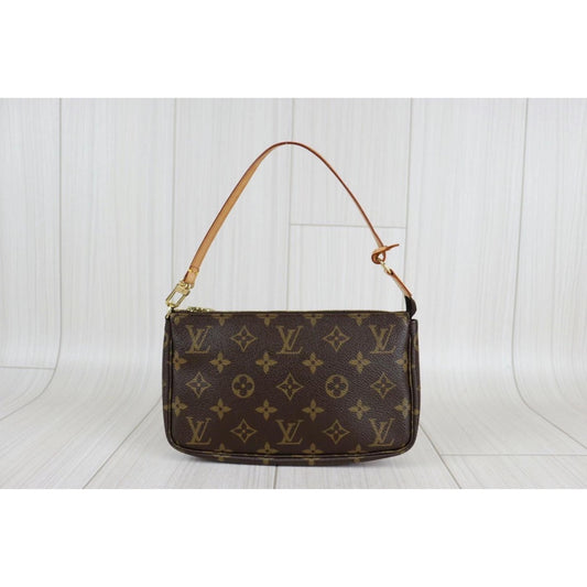 Rank A | LV Monogram Pochette Accessoires |22101701