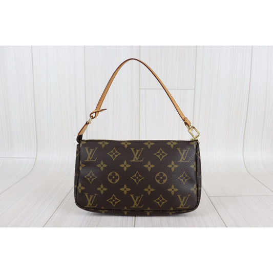 Rank A | LV Monogram Pochette Accessoires |22101107