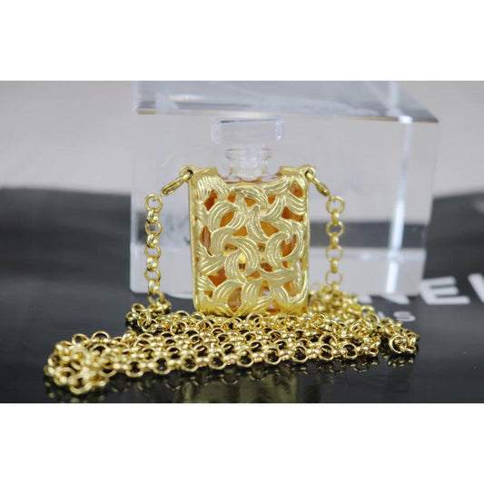 Rank SA | CHANEL Vintage Perfume No5 Brass Perfume Necklace |090504
