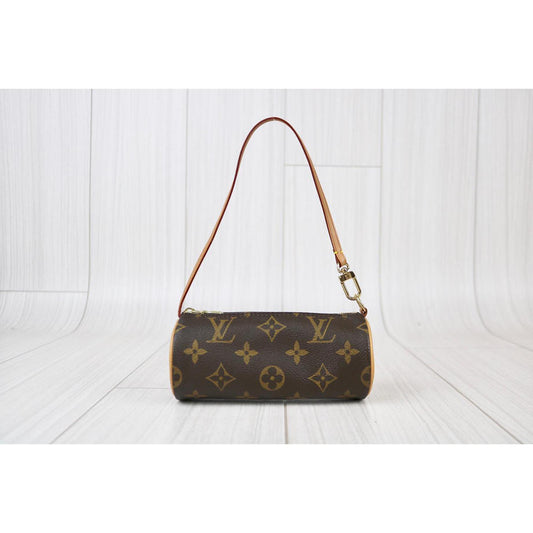 Rank A |LV Monogram Papillon Included Pouch|082604