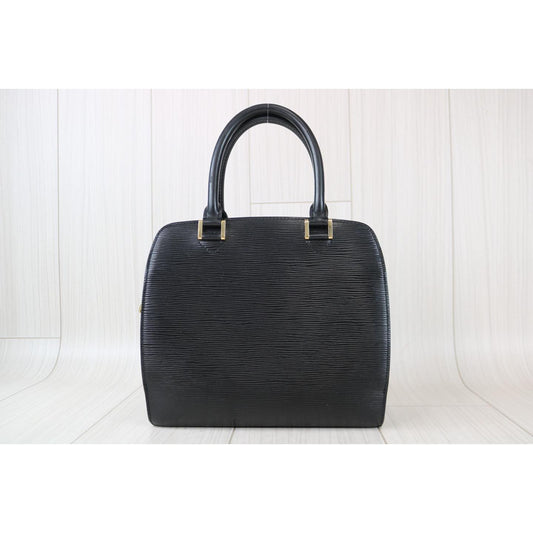 Rank A | LV Epi Hand bag |120907