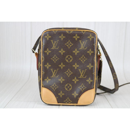 Rank A | LV Monogram Amazone Shoulder Bag |090502