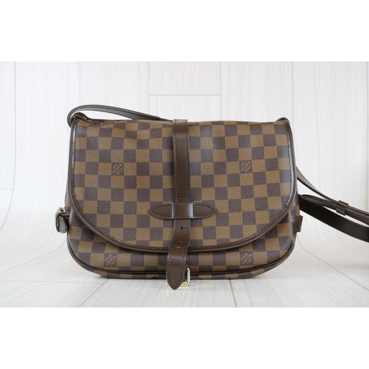 Rank A | LV Damier Saumur Shoulder Bag|073110