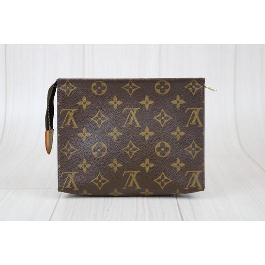 Rank SA | LV Monogram Truest Wallet 19 Pouch |092604