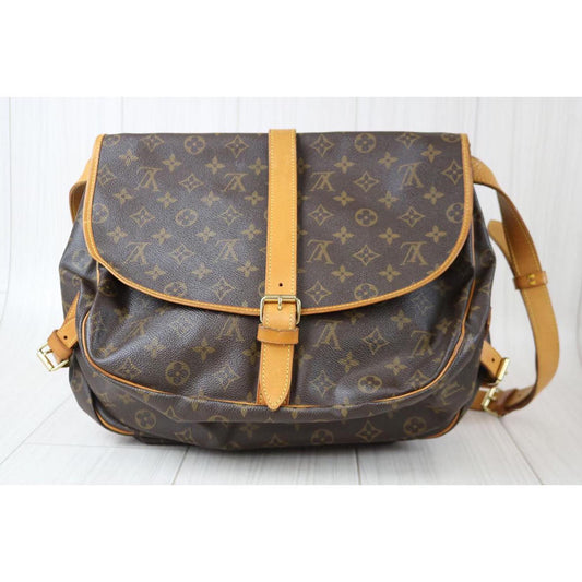 Rank AB | LV Monogram Saumur40 Shoulder Bag |082402