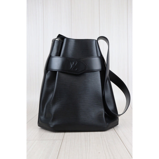 Rank A | LV Epi Sack de Paul Shoulder Bag|23042208