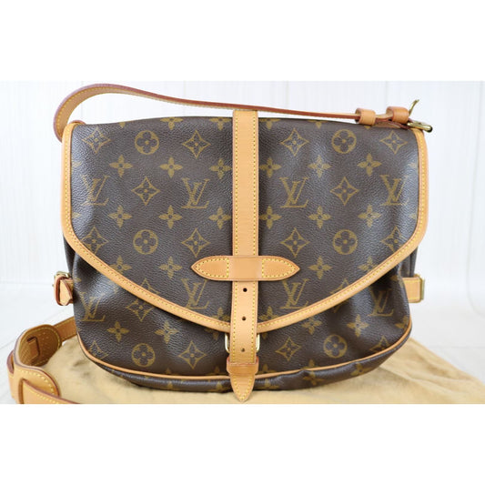 Rank A | LV Monogram Saumur MM Shoulder Bag|070506