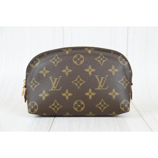 Rank A | LV Monogram Cosmetic Pouch |22110401