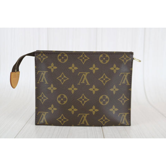 Rank A | LV Monogram Pochette Toilette 19 |062801