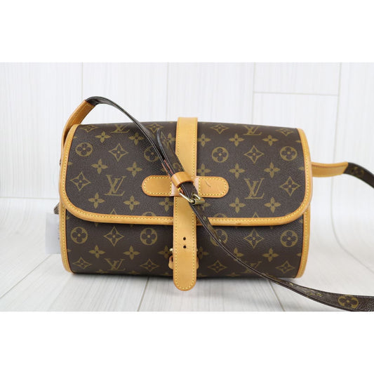 Rank AB| LV Monogram Vintage Shoulder Bag |061414