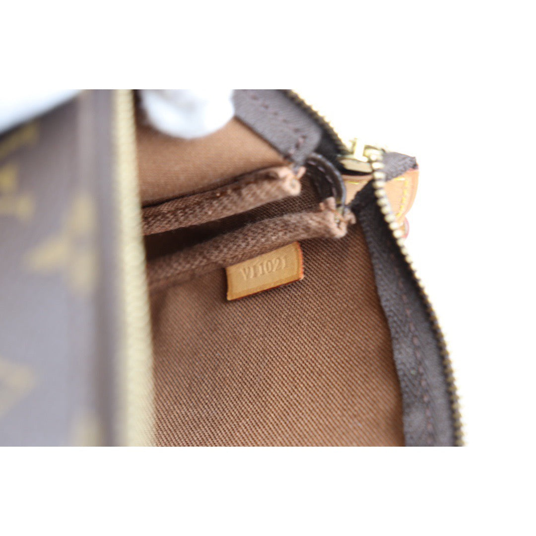 Rank AB | LV Monogram Pochette Accessoires |22121307