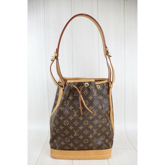 Rank AB | LV Monogram Noe Shoulder Bag|22111601