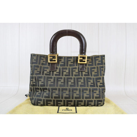 W-Rank A | FENDI Zucca Mamma HandBag |063010