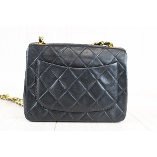 Rank A | CHANEL Matrasse Lamb Skin Chain Shoulder Bag |021110