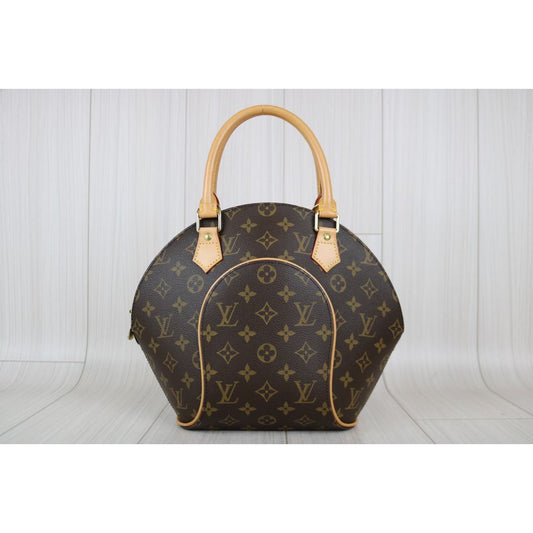 Rank SA | LV Monogram Ellipse PM |041108