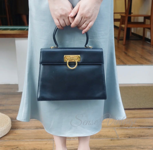 Rank A |Ferragamo Gancini 2WAY Handbag Shoulderbag|22100304