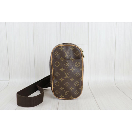 Rank A | LV Monogram Pochette Ganju Shoulder Bag Body Bag |22120702