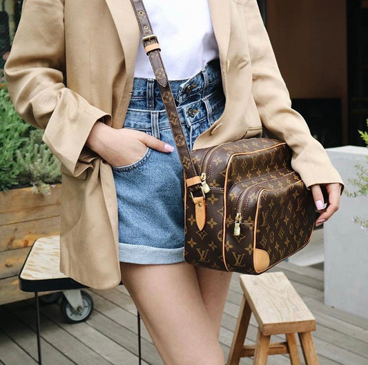 W-Rank A |LV Monogram Nile Shoulder Bag