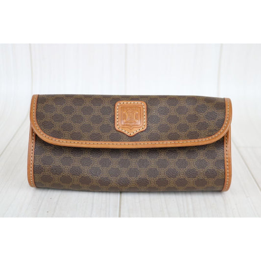 Rank AB| CELINE Macadam Pouch |040805