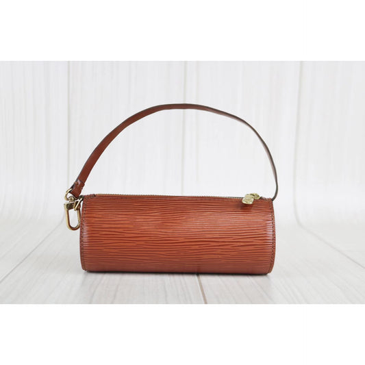 Rank A |LV Epi Papillon Included Pouch|052408