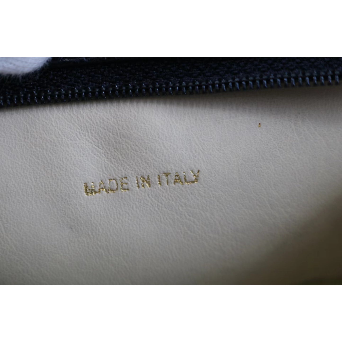 Rank A|Chanel Caviar Skin Pochette Cosmetics|051604