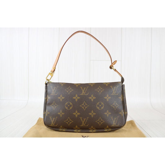 Rank A | LV Monogram Pochette Accessoires |070504
