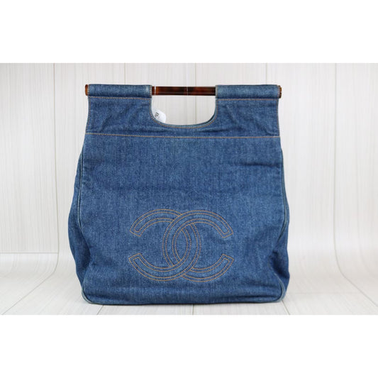 Rank A | CHANEL Denim Handbag | 061719