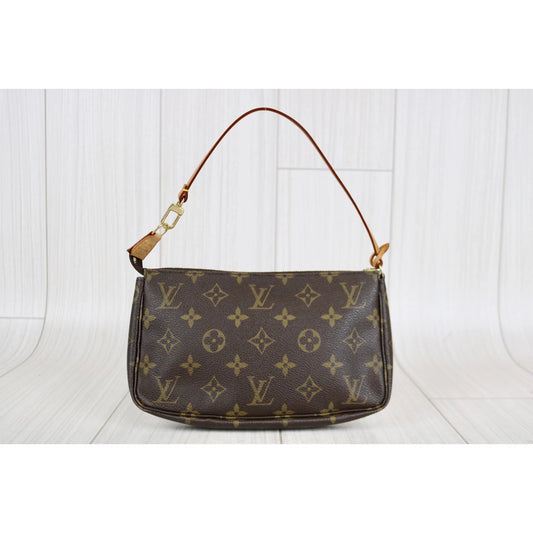 Rank A | LV Monogram Pochette Accessoires |032409