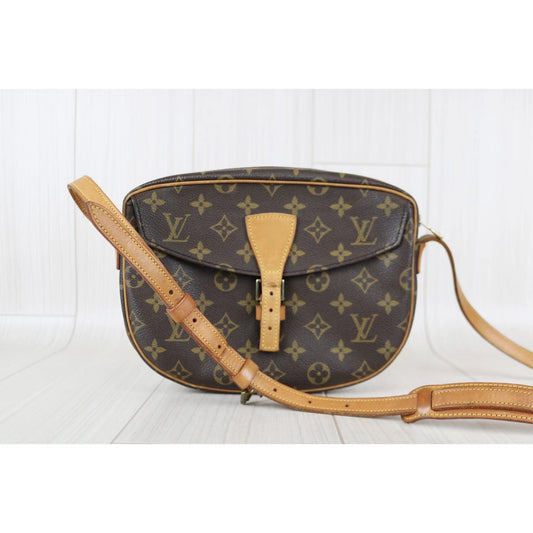 Rank AB | LV Monogram Shoulder Bag |060211