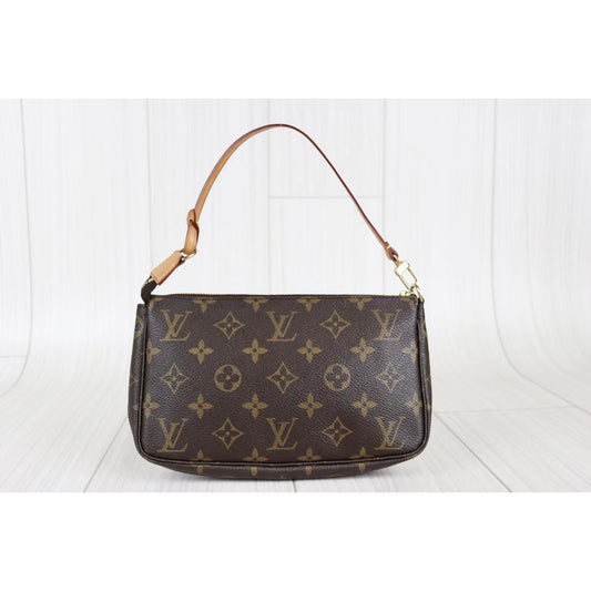 Rank A | LV Monogram Pochette Accessoires |073004