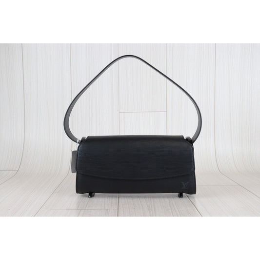 Rank SA | LV Epi Shoulder Bag|22122004