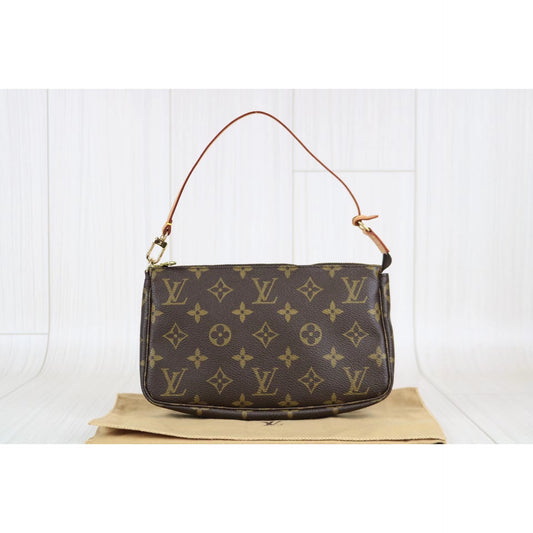 Rank A | LV Monogram Pochette Accessoires |063008