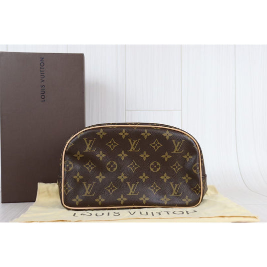 Rank SA |LV Monogram Cosmetic Pouch Truth Toilet 25 |072412
