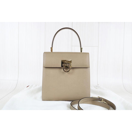 Rank SA |Ferragamo Gancini 2WAY Handbag Shoulderbag|061107