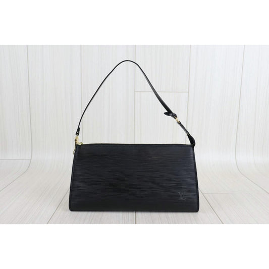 Rank AB |LV Epi Pochette Accessoir Handbag |22120501