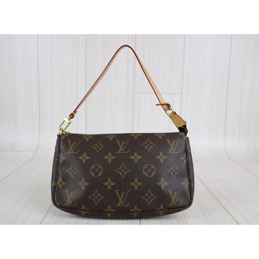 Rank AB | LV Monogram Pochette Accessoires |030408