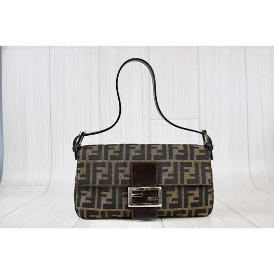 Rank A | FENDI Zucca Mamma Baguette Shoulder Bag |020202