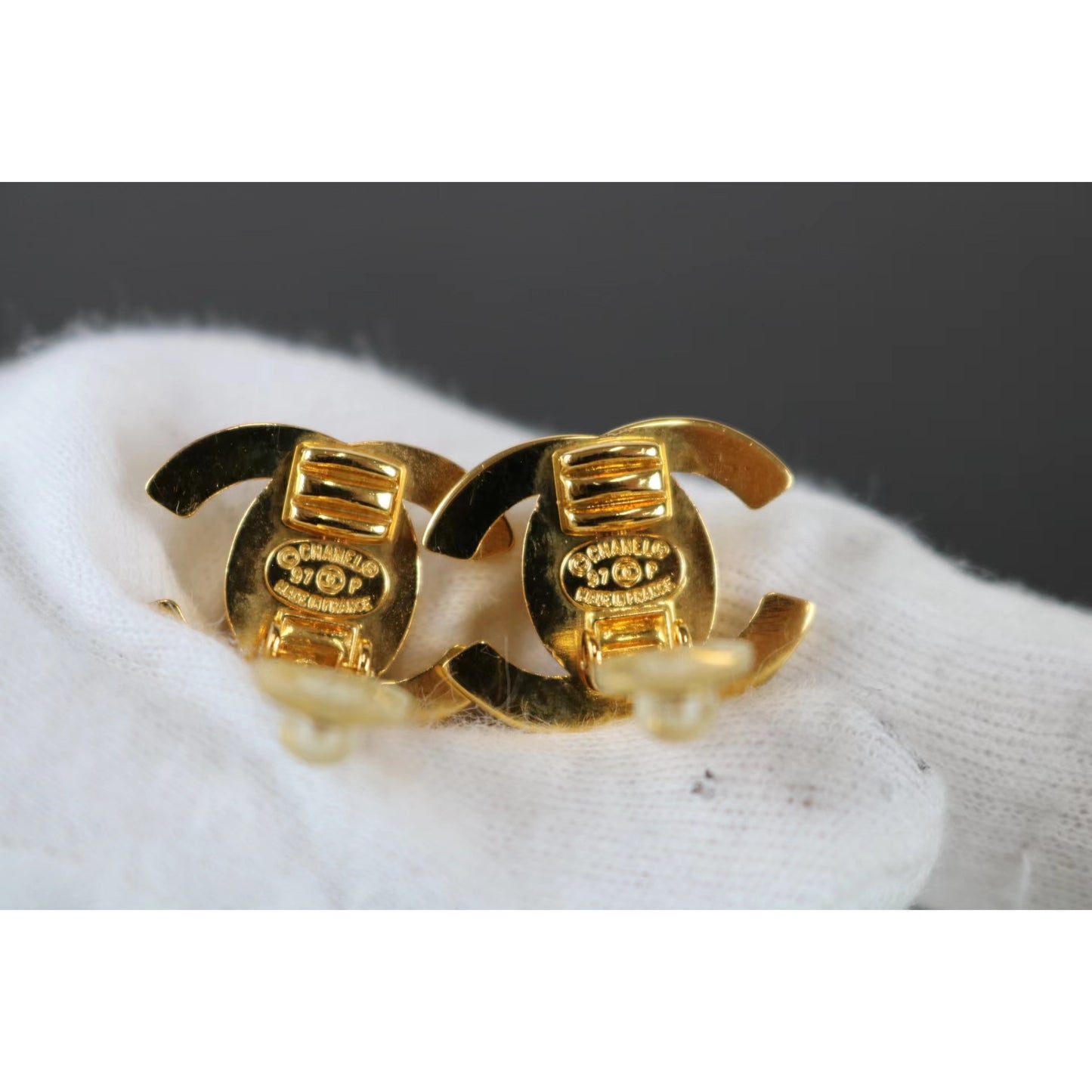 Rank SA |CHANEL Vintage Earrings |051301