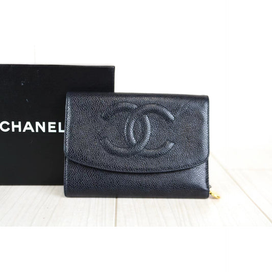 Rank AB | CHANEL Caviar Skin Wallet|041214