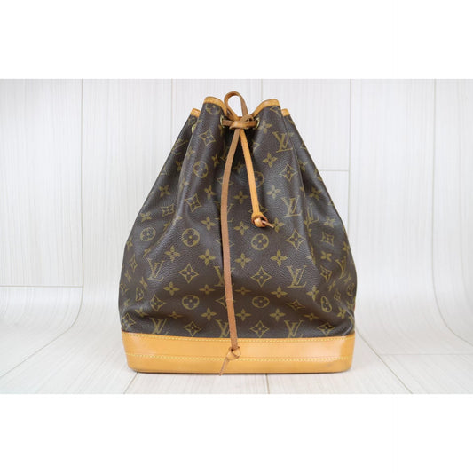 Rank AB | LV Monogram Noe Shoulder Bag|061505