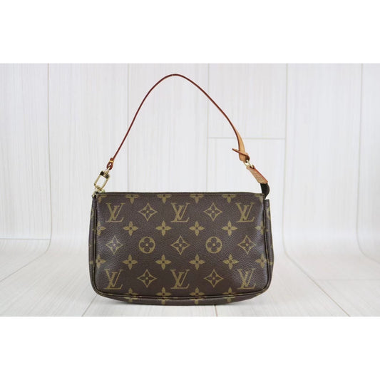 Rank A | LV Monogram Pochette Accessoires |062502