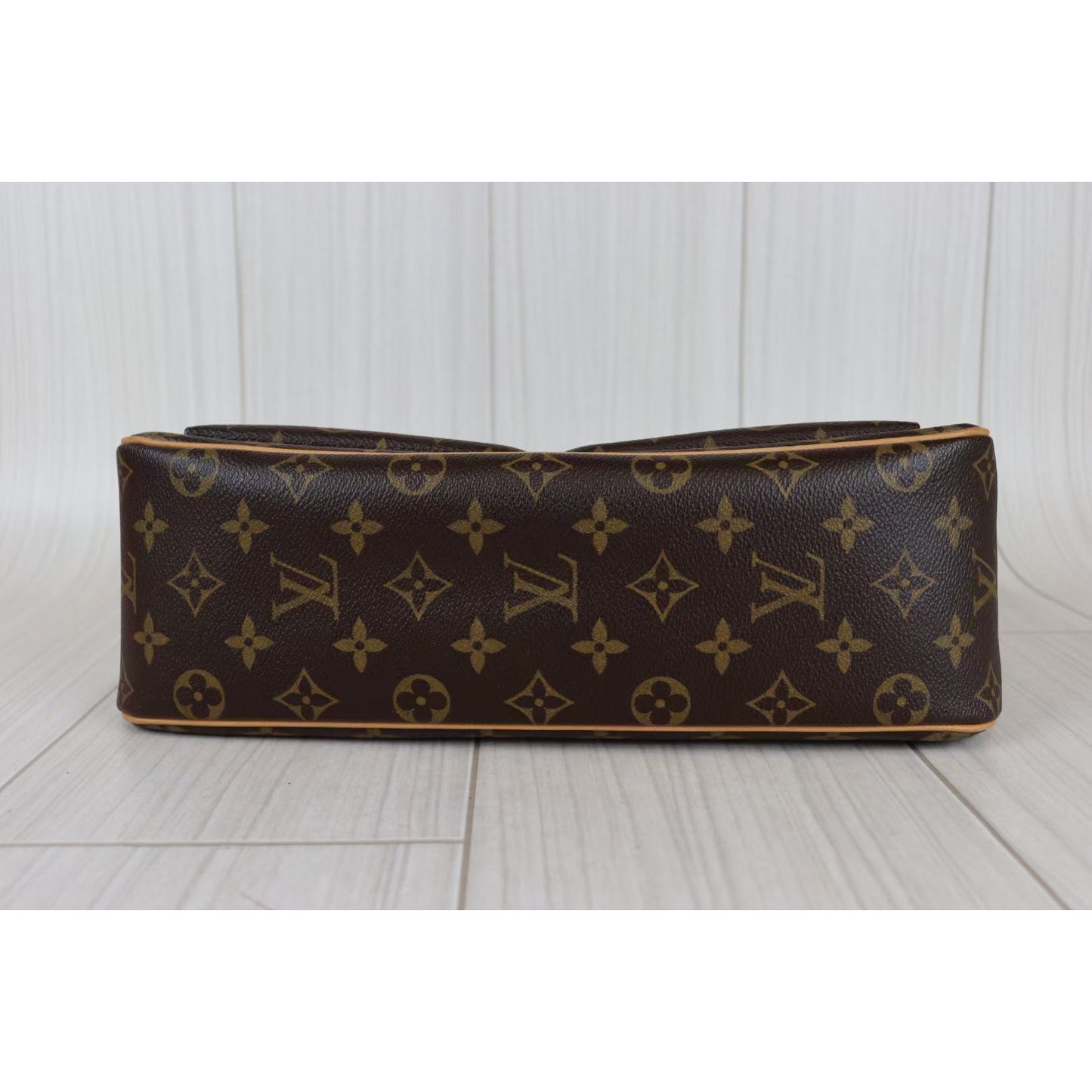 Rank SA |LV Monogram Viva Cite GM Shoulder Bag|082806