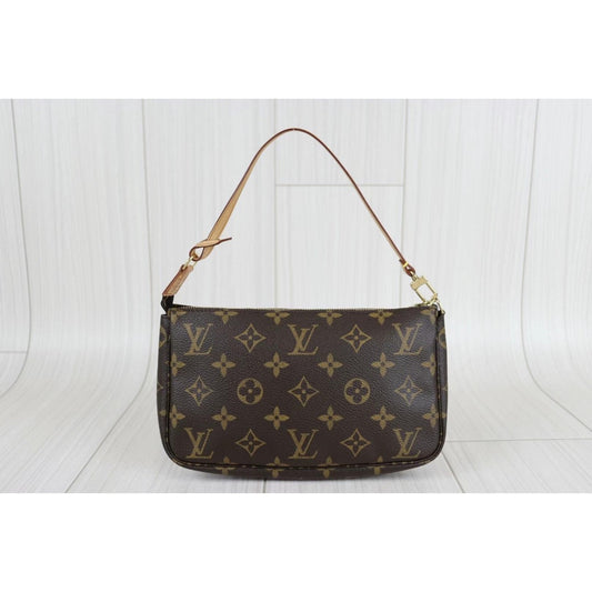 Rank A | LV Monogram Pochette Accessoires |22110102