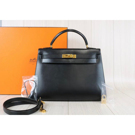 Rank A | HERMES Kelly 32 Box Leather Black Gold Hardware |031706
