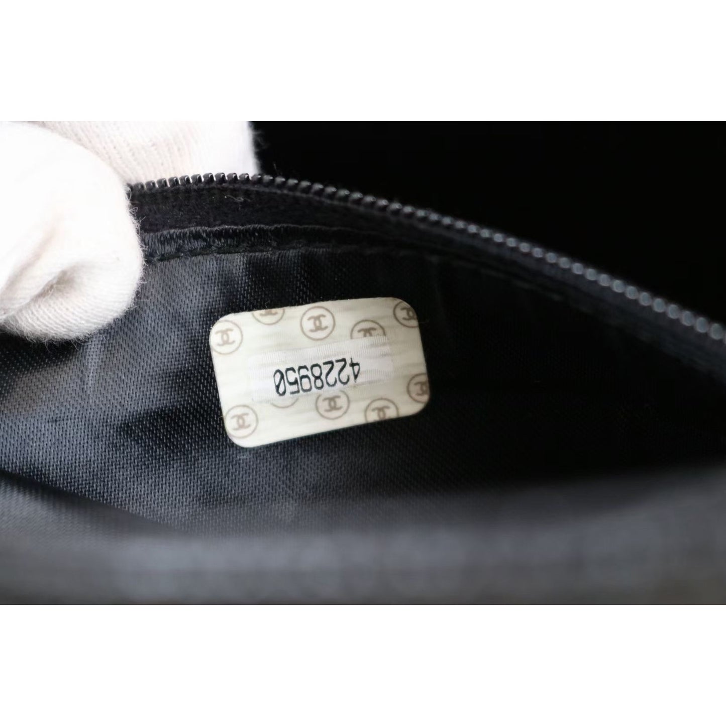 Rank A |CHANEL Caviar Skin Shoulder Bag|031211